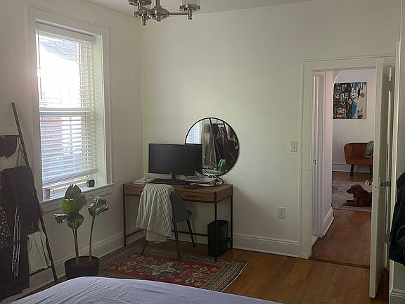 5th image of 170 Irvington Ave #206