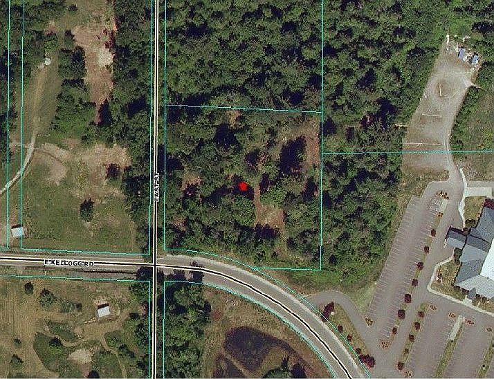 2nd image of 1 E Kellogg Rd