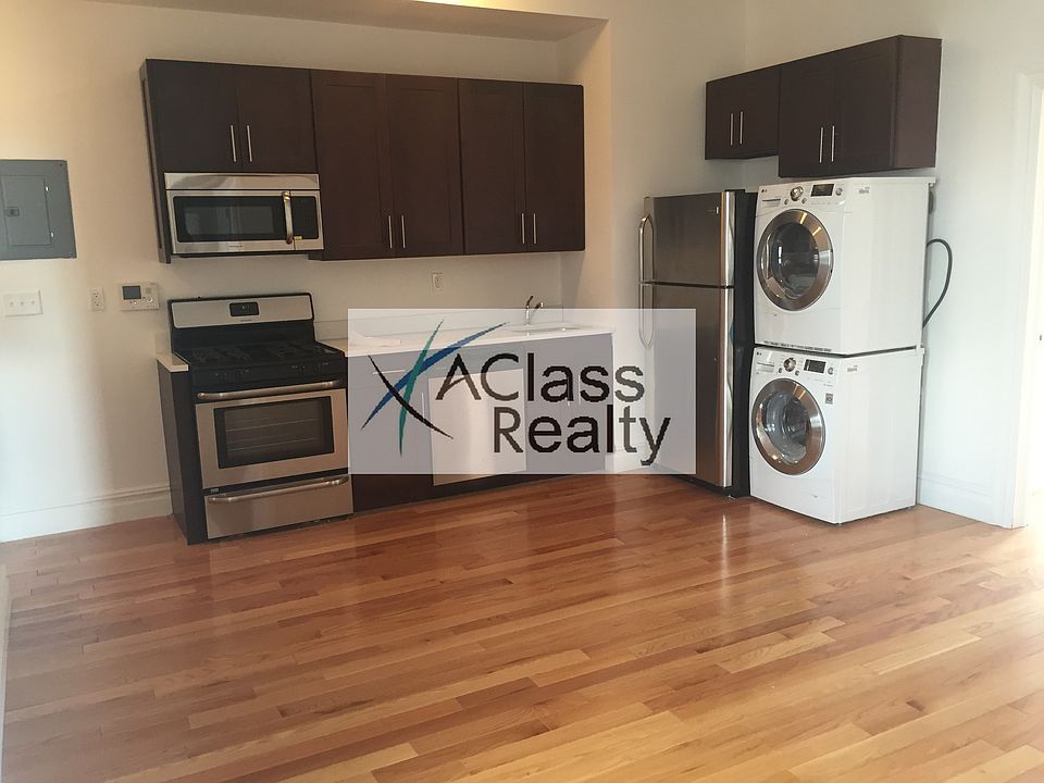 1st image of 2182 38th St #B