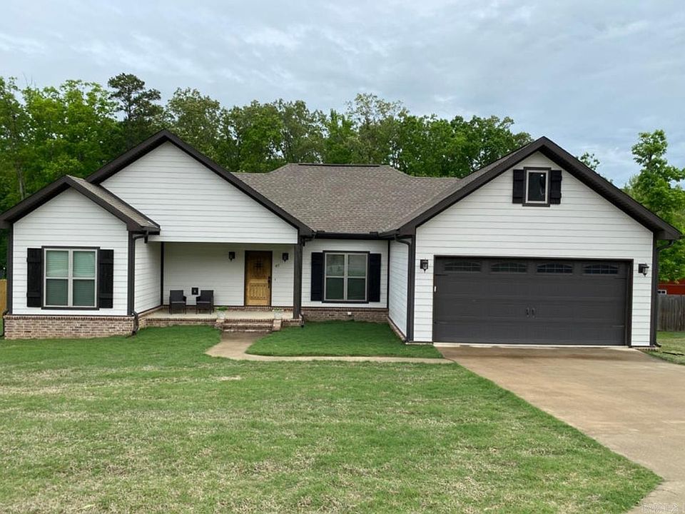 1st image of 47 Riverwood Dr
