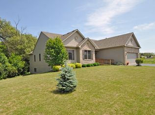 10722 Hunt Club Rd, Richmond, IL 60071