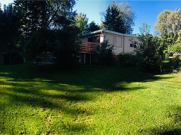 4th image of 699 S Winding Dr