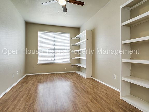5th image of 3608 Crestcreek Ct