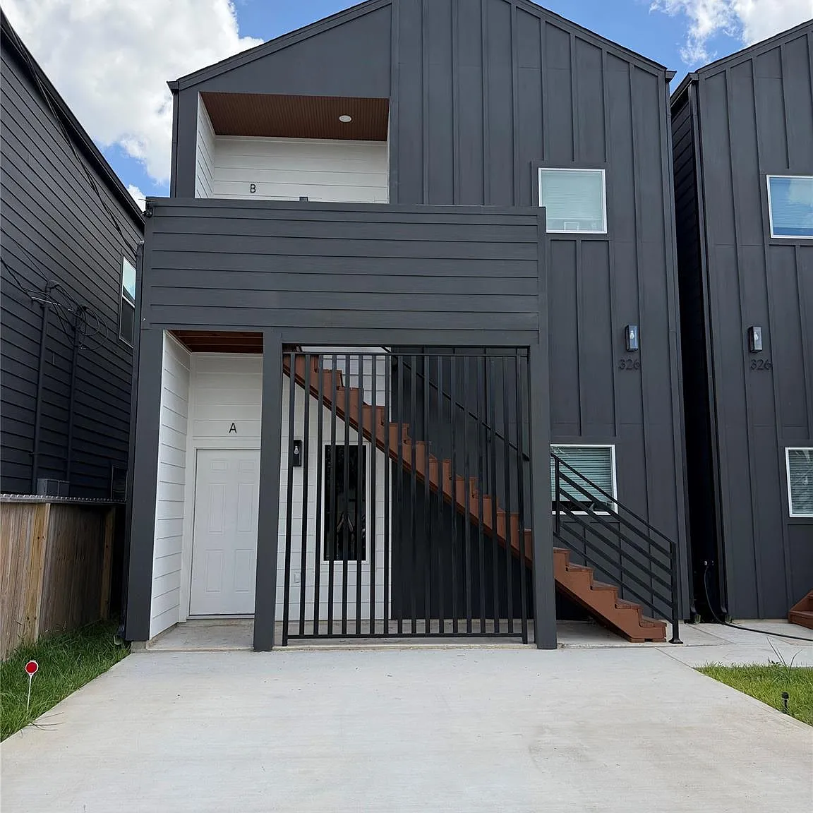 3 bed, 2.0 bath, $1,700 — Photo 1