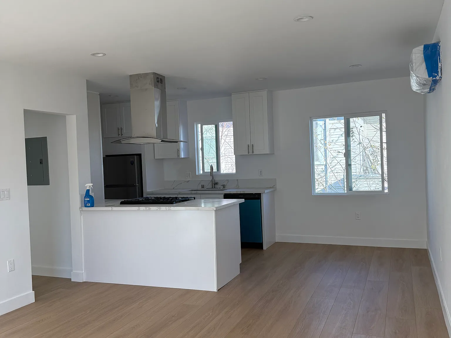 2024 7th Ave — Photo 3