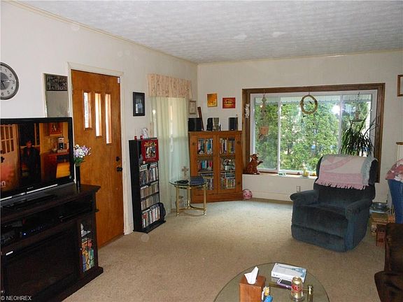 5th image of 2050 5th St