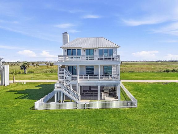 3rd image of 10818 Sweetwater Cove Blvd