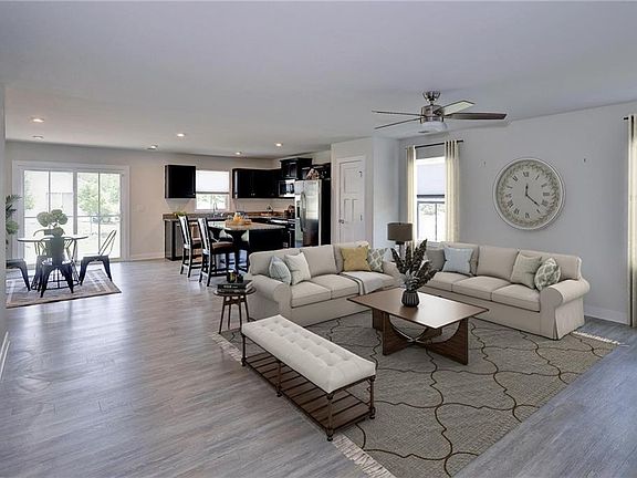 3rd image of 117 Peppergrass Ct