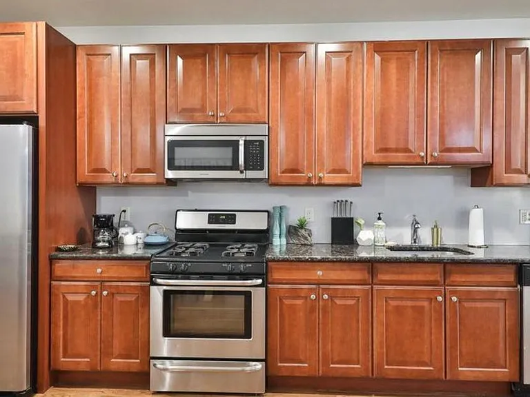 626 N 16th St #A — Photo 25