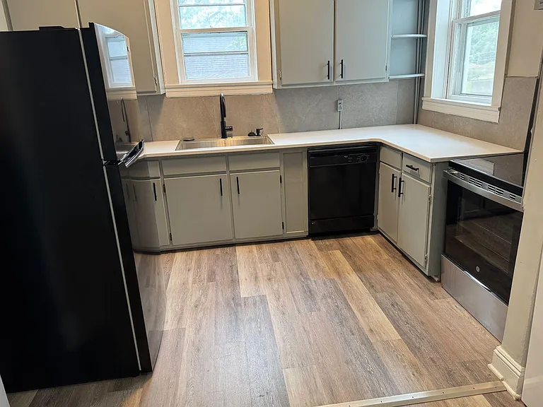 612 E Church St #1 — Photo 4