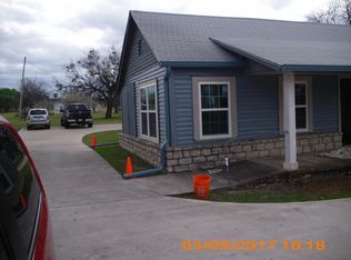 1031 W Pearl St, Granbury, TX 76048