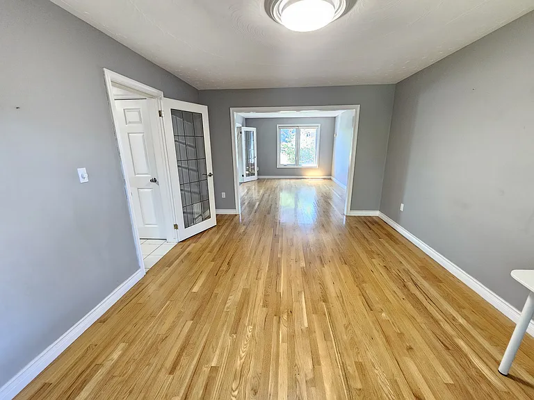 49 Decew Woods Ct #1 — Photo 5