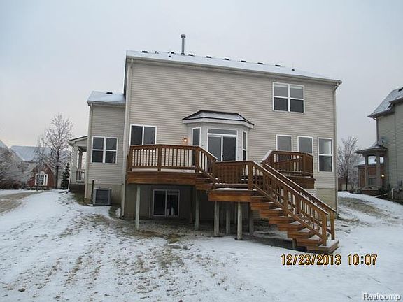 2nd image of 505 E Peninsula Ct