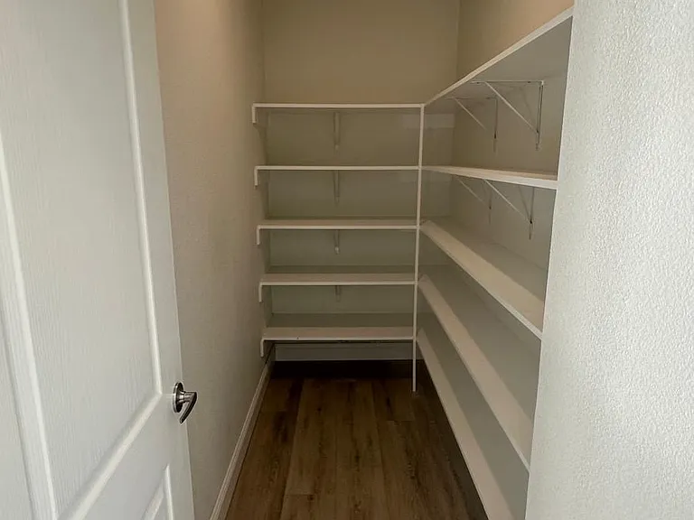 30665 Santa Fe St — Photo 13