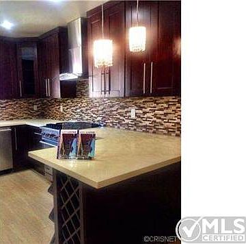 5th image of 6434 Nagle Ave