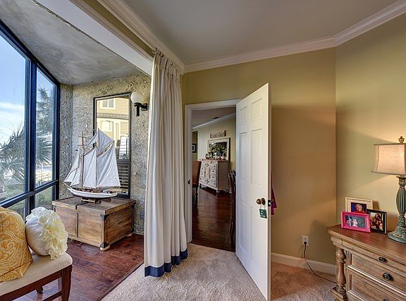 4th image of 940 Beachview Dr APT 3