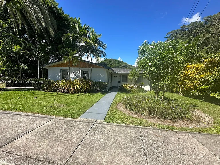 3755 Oak Ave — Photo 3