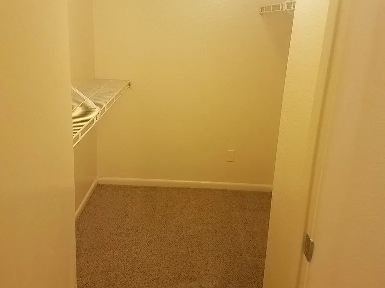 Quincy Ridge Apartments — Photo 156
