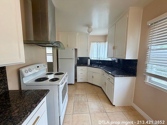 5th image of 6207 Yarmouth Ave