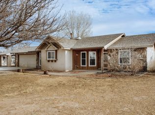 1075 McNew Ln, Bosque Farms, NM 87068
