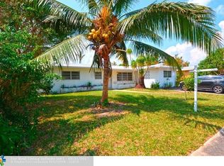 710 SW 71st Way, Pembroke Pines, FL 33023
