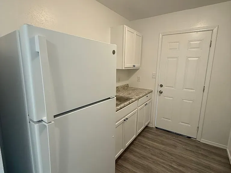 1043 Monet Dr — Photo 25