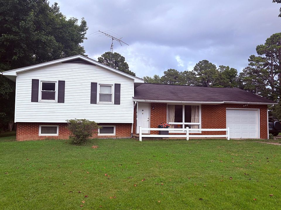 1st image of 3983 S Illinois Ave