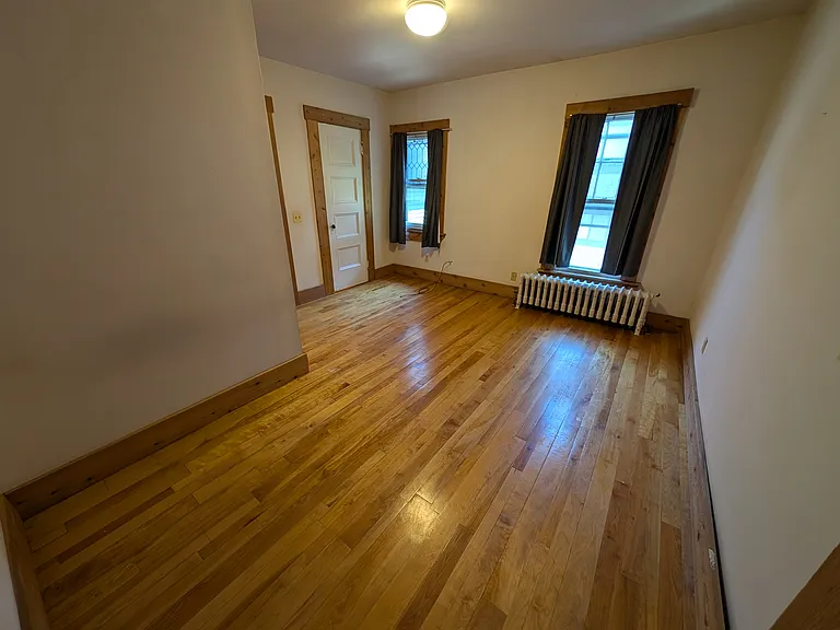 541 University Ave #1 — Photo 28