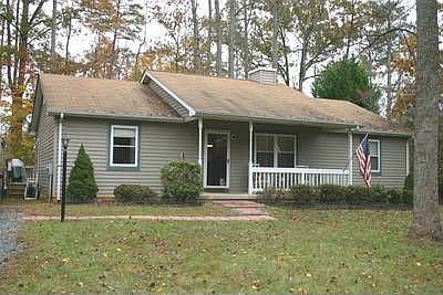 1st image of 8 Deerwood Ln