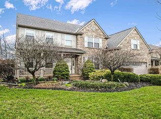 358 Blue Jacket Cir, Pickerington, OH 43147