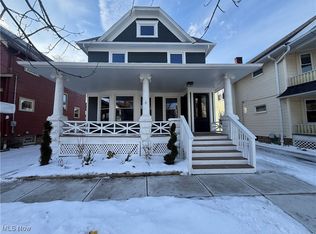 1494 Rosewood Ave, Lakewood, OH 44107