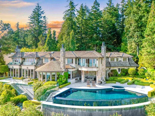 4672 Clovelly Walk, West Vancouver, BC V7W 1H5