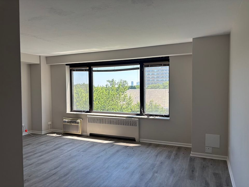 1st image of 3100 N Lake Shore Dr APT 706