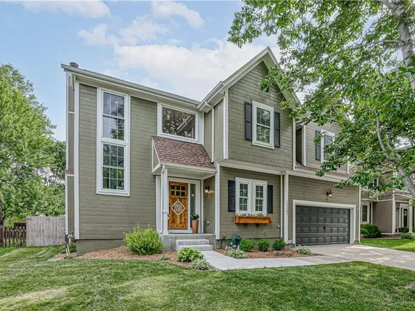 15362 W 150th St, Olathe, KS 66062