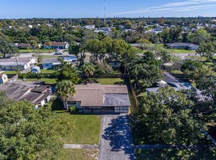 353 Thackery Rd, Ormond Beach, FL 32174