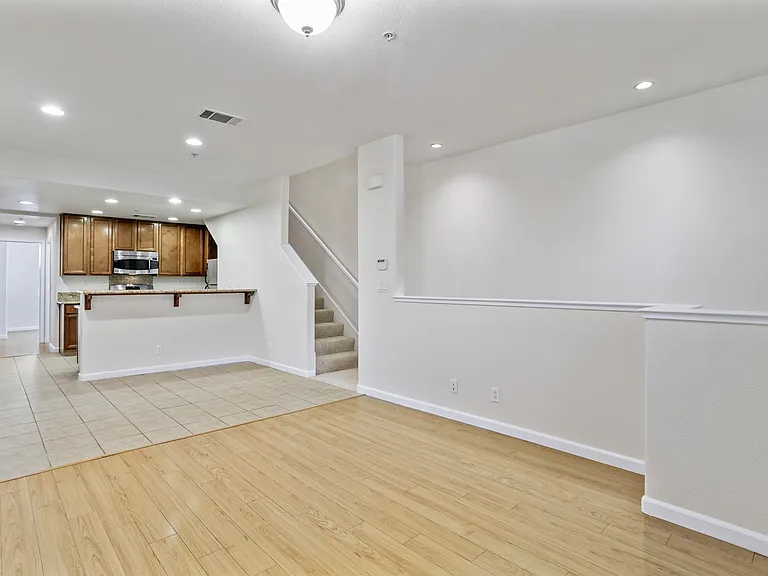 2189 Beech Cir #1 — Photo 4