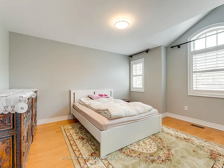 2481 Taylorwood Dr — Photo 36