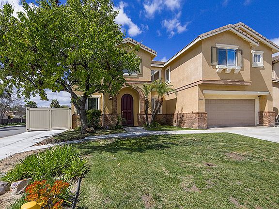 3rd image of 26400 Castle Ln