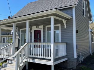 218 NW 3rd Ave, Myrtle Creek, OR 97457
