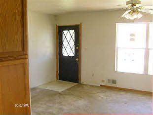 2nd image of 5418 Claremont St