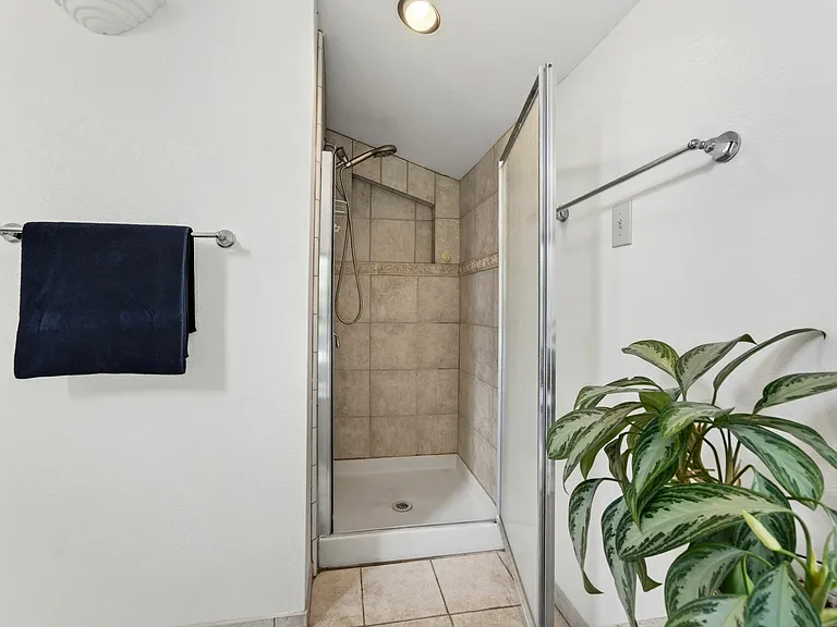 2348 Mill Creek Ln — Photo 14