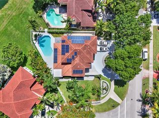 8940 SW 160th St, Palmetto Bay, FL 33157