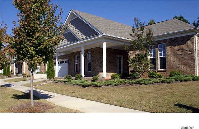 1st image of 6716 Cinnamon Cres