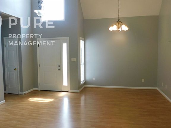 5th image of 632 Forest Lakes Dr