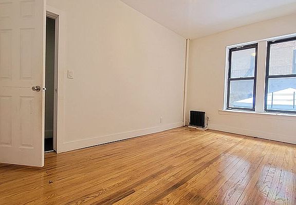 4th image of 188 Linden Blvd #1HH