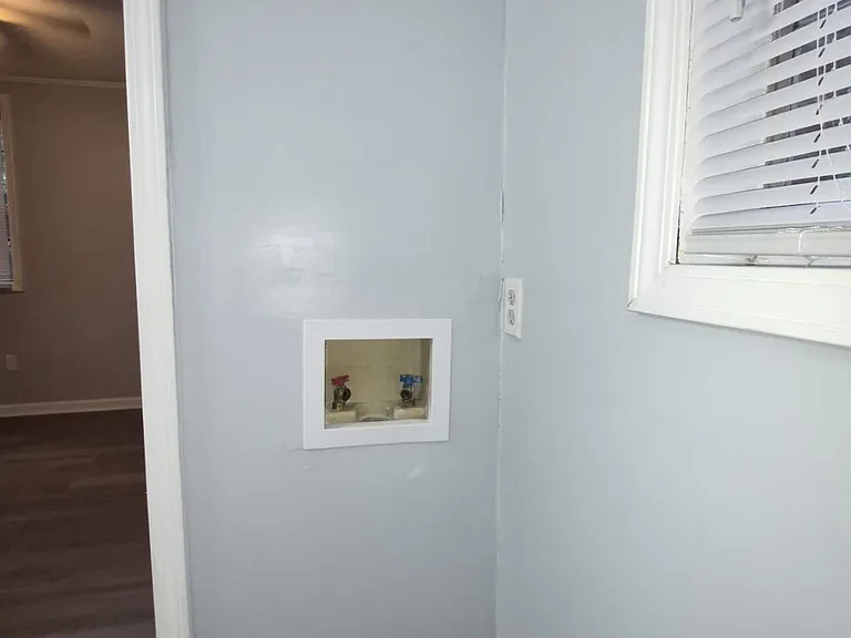 111 Becky St — Photo 21