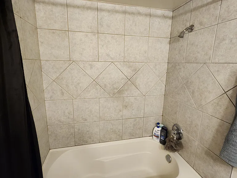 1021 13th Ave SW #103 — Photo 7