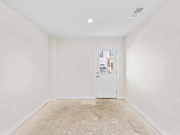 3rd image of 1725 Aspire St