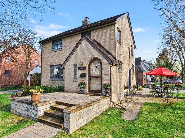 1200 Gardner Ave, Ann Arbor, MI 48104