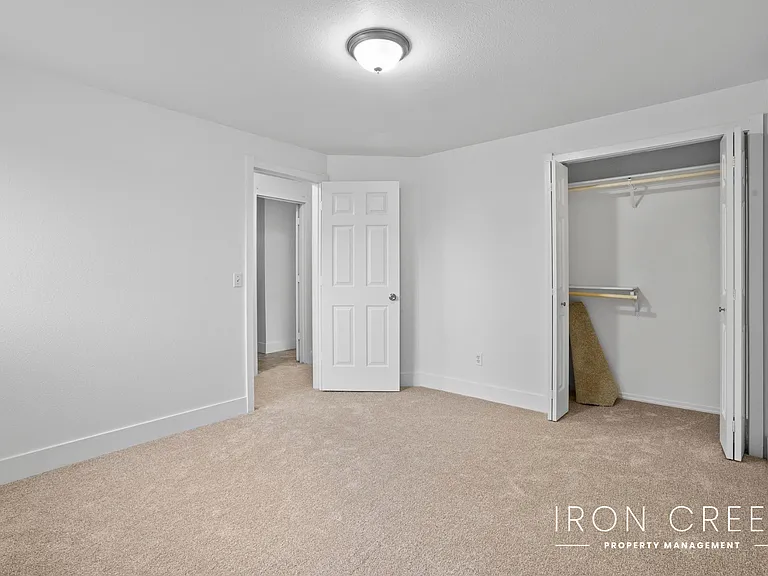 362 E Elwood Ln — Photo 19